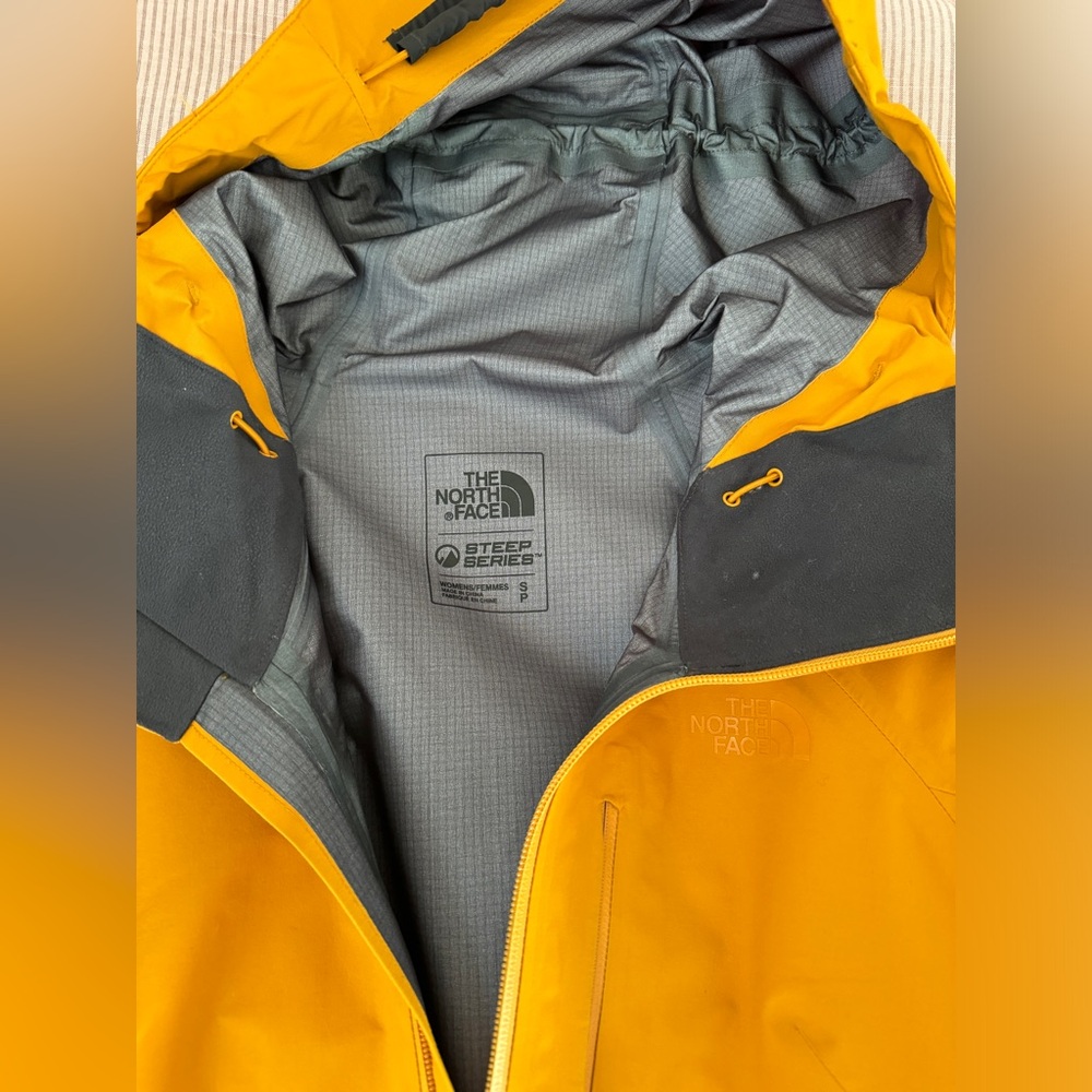 NORTHFACE women's ski/snowboard shell jacket